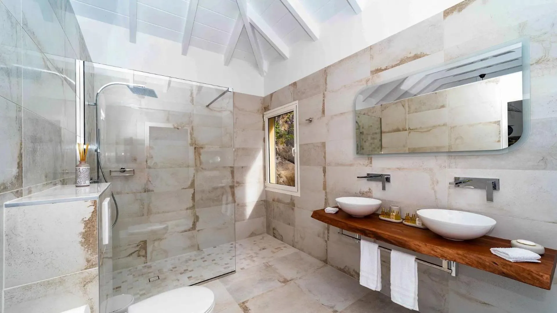 Superb Sea Views Villa with Amazing Amenities Γουσταβία 0*,